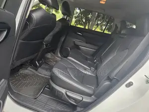 Toyota RAV4 2024 White