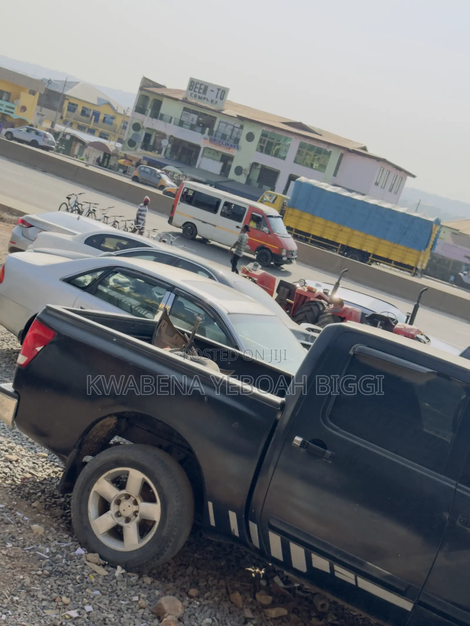 Nissan Titan 2010 Black