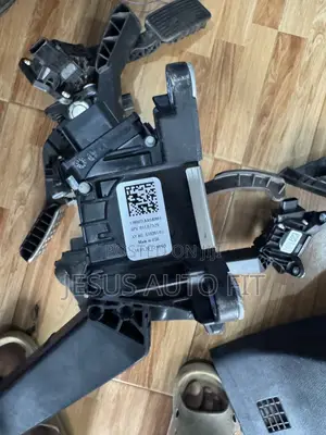 2017-2023 Honda CRV Gas Pedal Acclerator (17800-Tla-A040-M4)
