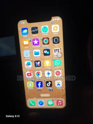 Apple iPhone 11 64 GB White