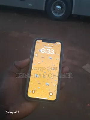 Apple iPhone 11 64 GB White