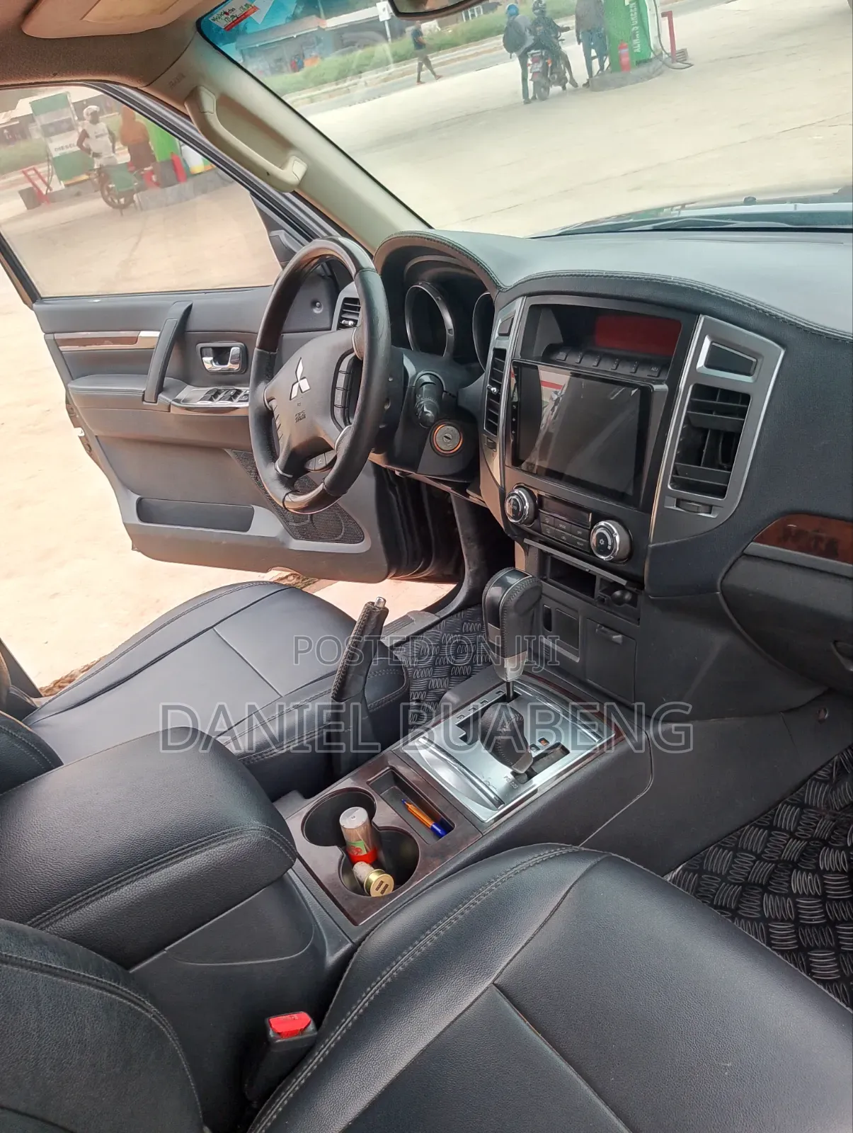 Mitsubishi Pajero V80 3.5 V6 GL/GLS 2015 Black