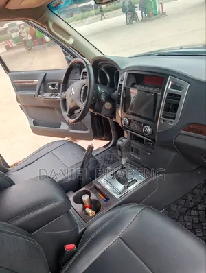 Mitsubishi Pajero V80 3.5 V6 GL/GLS 2015 Black