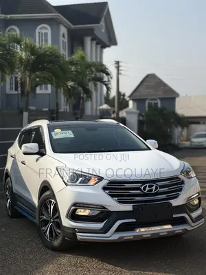 Hyundai Santa Fe 2017 White