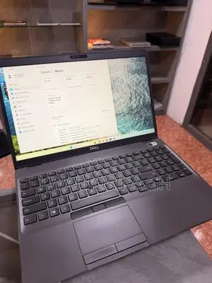 Laptop Dell Latitude 5500 16GB Intel Core i7 SSD 512GB
