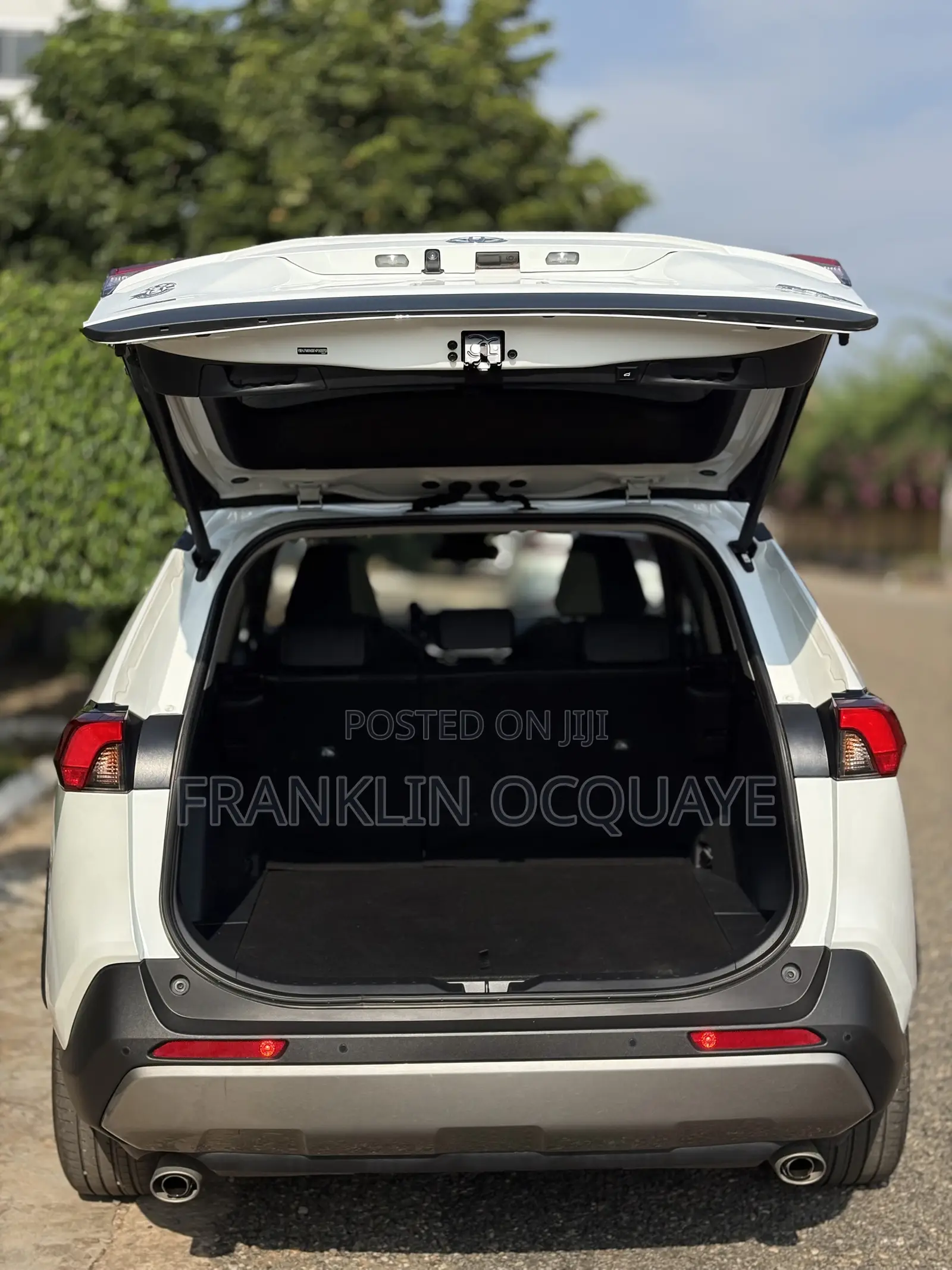 Toyota RAV4 2023 White