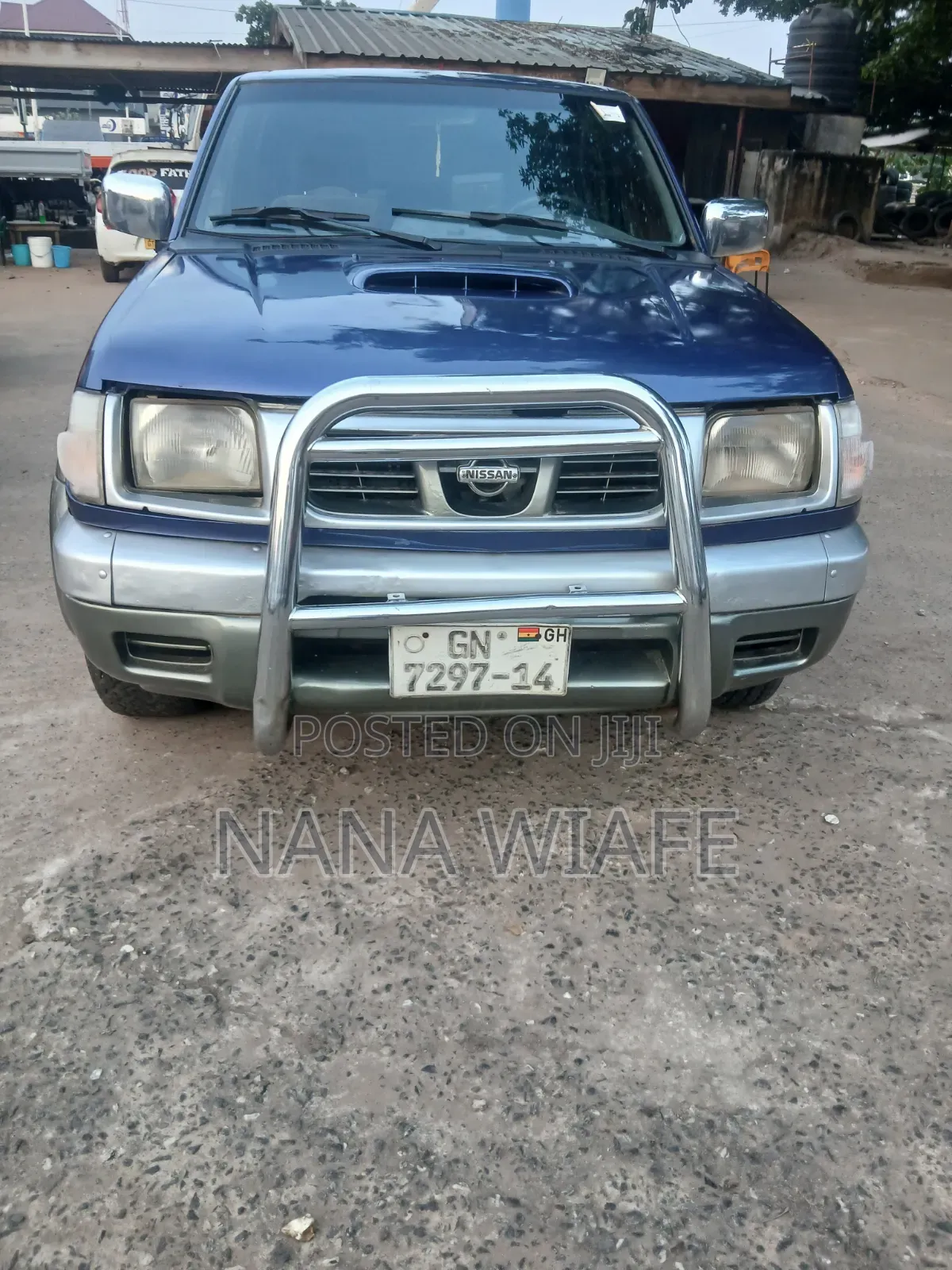 Nissan Pick-Up 2007 Brown