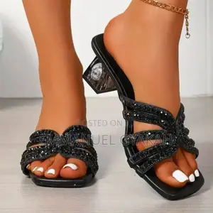 Premium Quality Ladies Chunky Heel Buckle Slippers