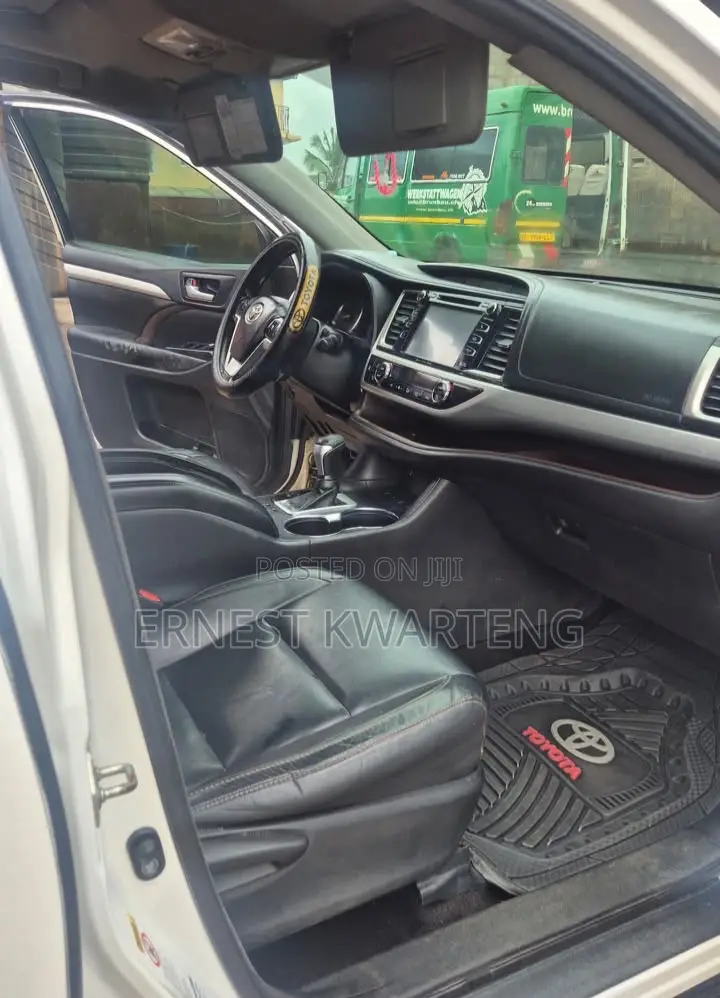 Toyota Highlander 2018 White