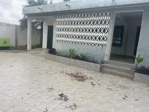 4bdrm House in North Kaneshie for rent
