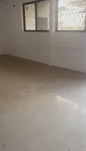 4bdrm House in North Kaneshie for rent