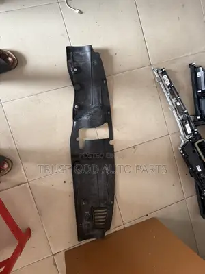 Honda Civic Radiator Panel