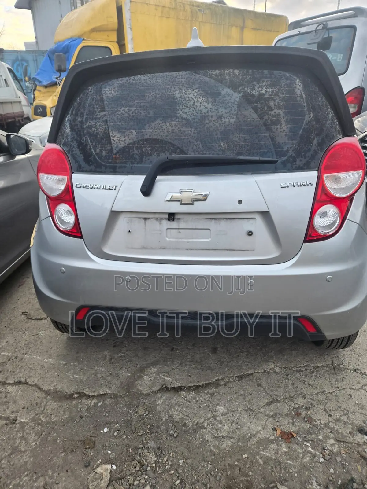 Chevrolet Spark 2LT 4dr Hatchback (1.2L 4cyl CVT) 2014 Silver