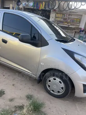 Chevrolet Spark 2LT 4dr Hatchback (1.2L 4cyl CVT) 2014 Silver