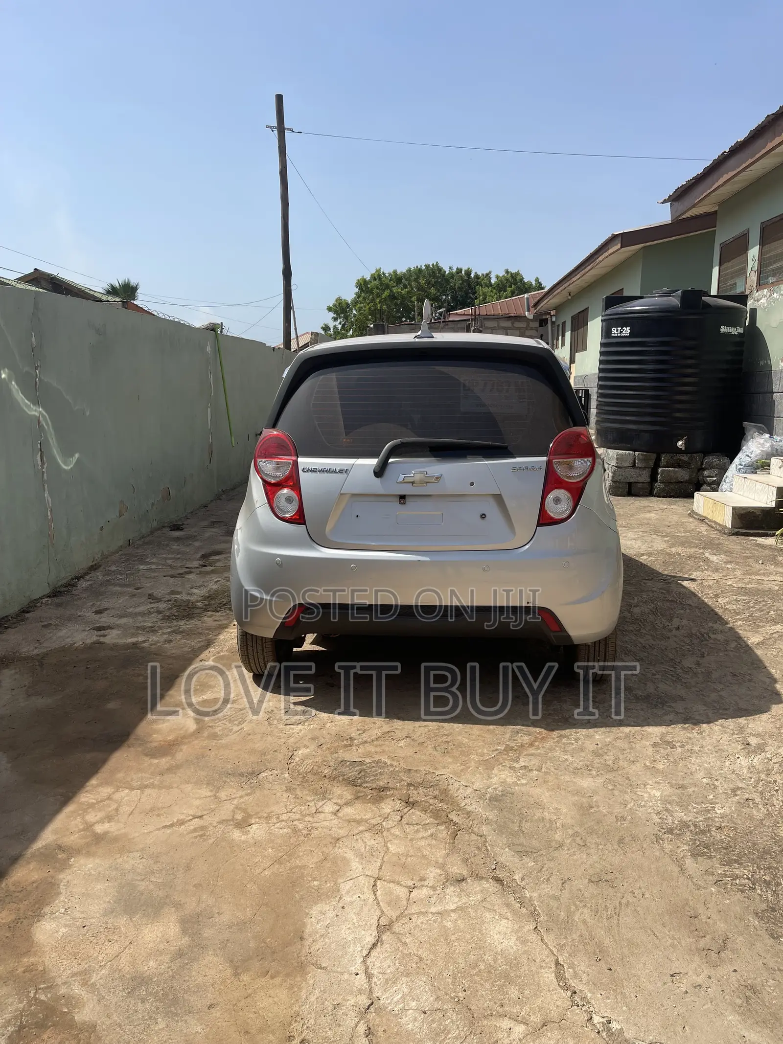 Chevrolet Spark 2LT 4dr Hatchback (1.2L 4cyl CVT) 2014 Silver