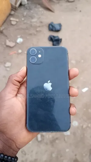 Apple iPhone 11 64 GB Gray