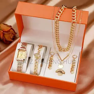 Beautiful Jewelry Set Available for Ladies