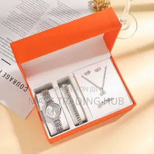 Beautiful Jewelry Set Available for Ladies