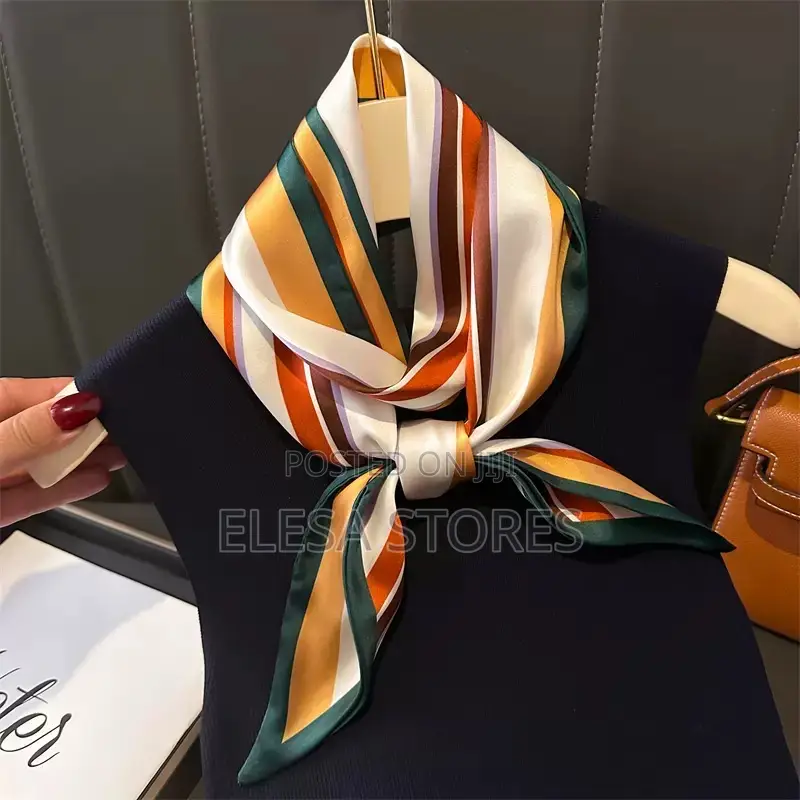Luxury Pointed Neck Scarfs