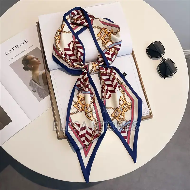 Luxury Pointed Neck Scarfs