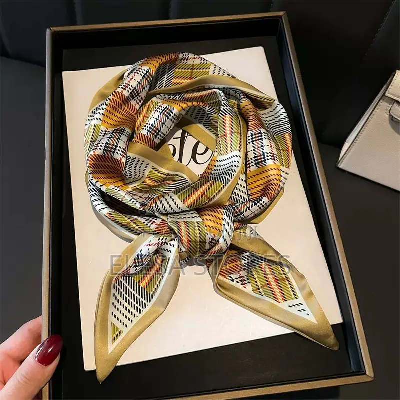 Luxury Pointed Neck Scarfs