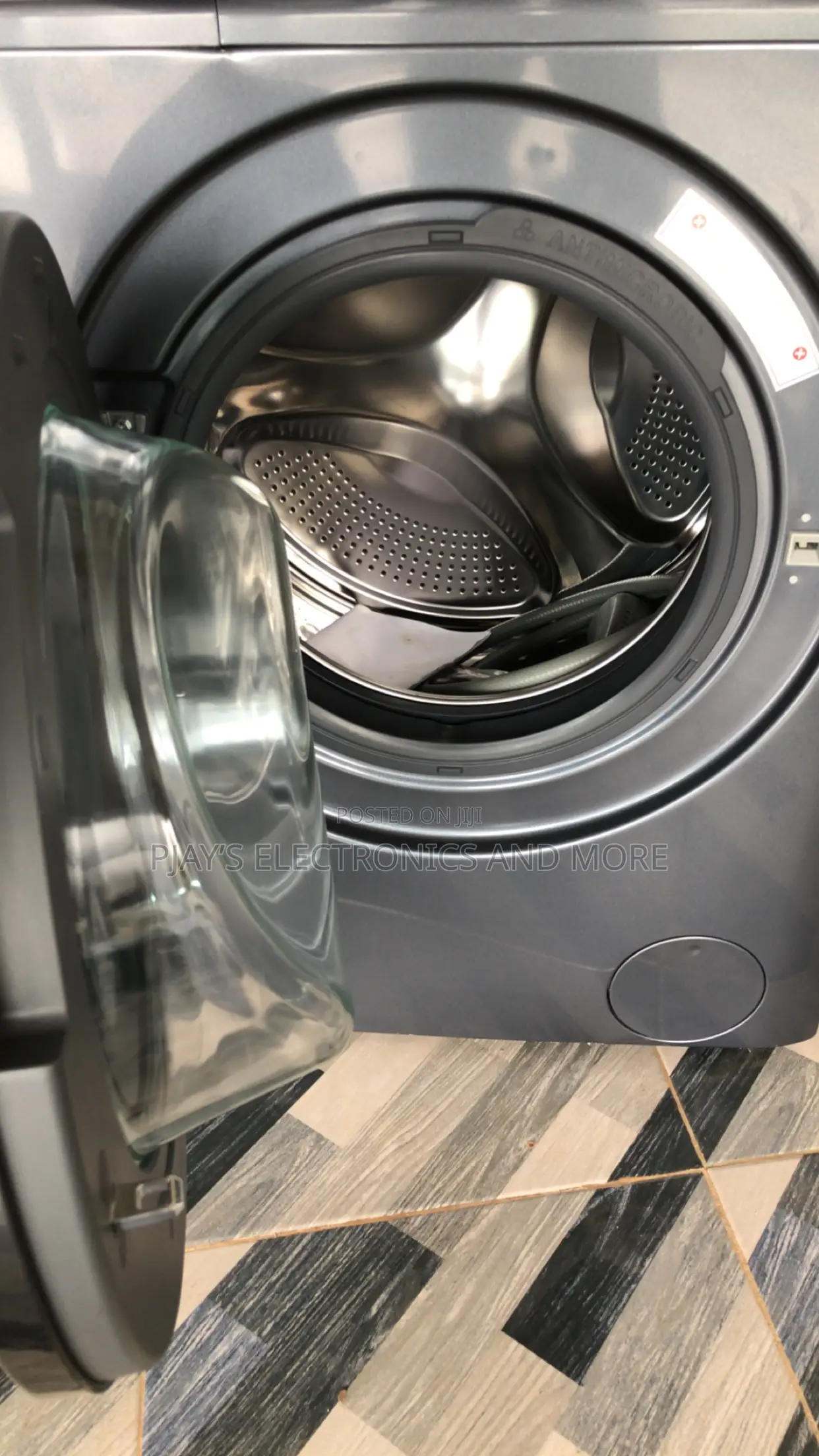CHiQ 8kg Front Load Washing Machine