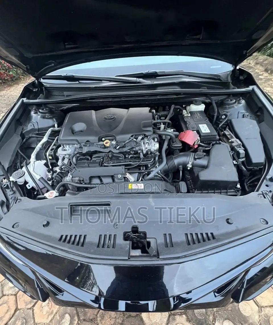 Toyota Camry SE 2021 Black