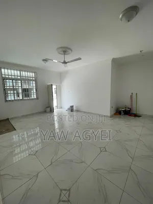 2bdrm Apartment in Exponent, Ashaley Botwe for rent