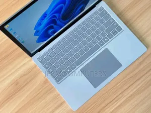 New Laptop Microsoft Surface Laptop 16GB Intel Core i7 SSD 512GB