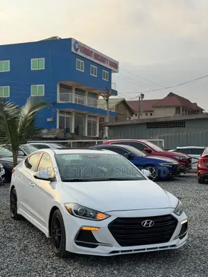 Hyundai Elantra Sport 2018 White