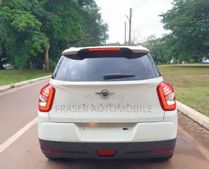 SsangYong Tivoli 2017 White