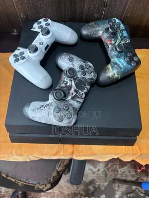 PS4 Standard