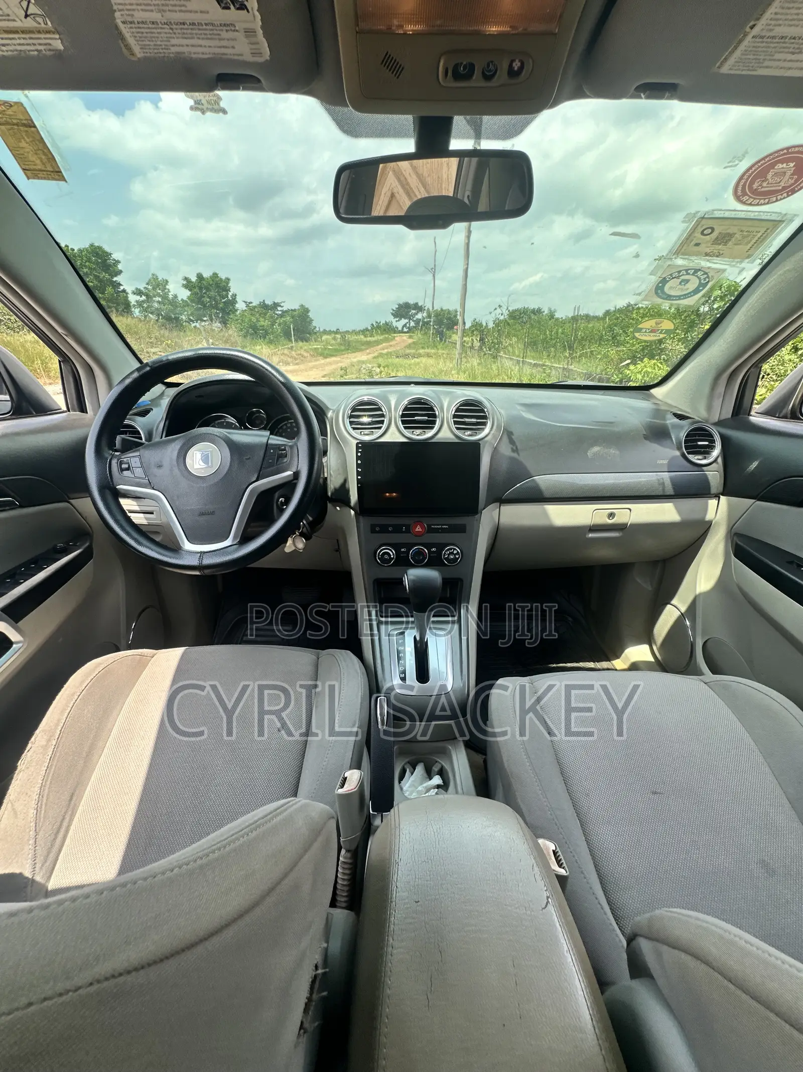 Saturn Vue V6 XR 2010 Black