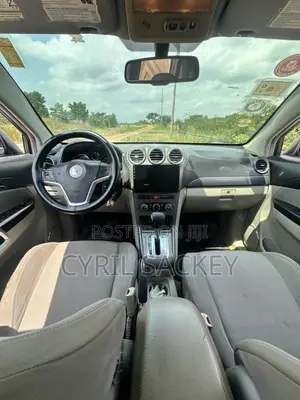 Saturn Vue V6 XR 2010 Black