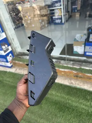 Santa Fe Santafe 2014 2015 2016 2017 2018 Bumper Headlight Bracket