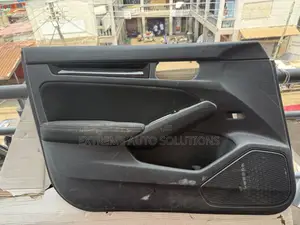 2022 Honda Civic Sedan Ex 1.5l Oem Lh Driver Side Front Door Panel