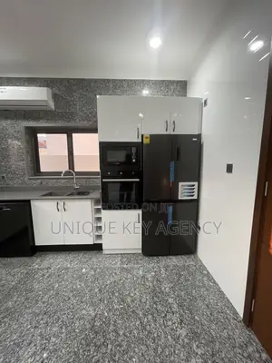 Furnished 4bdrm Duplex in Unique Key Agency, East Legon for rent