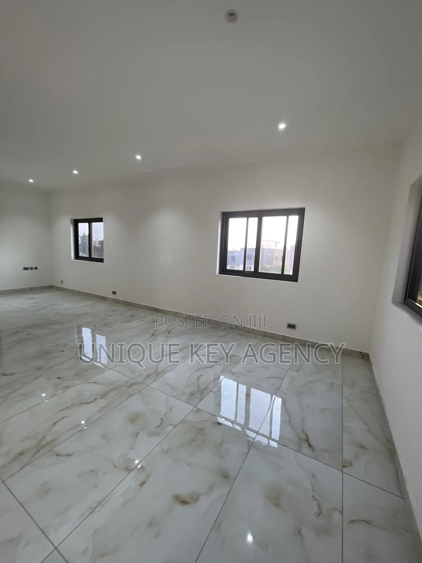 4bdrm Townhouse / Terrace in Unique Key Agency, East Legon for rent