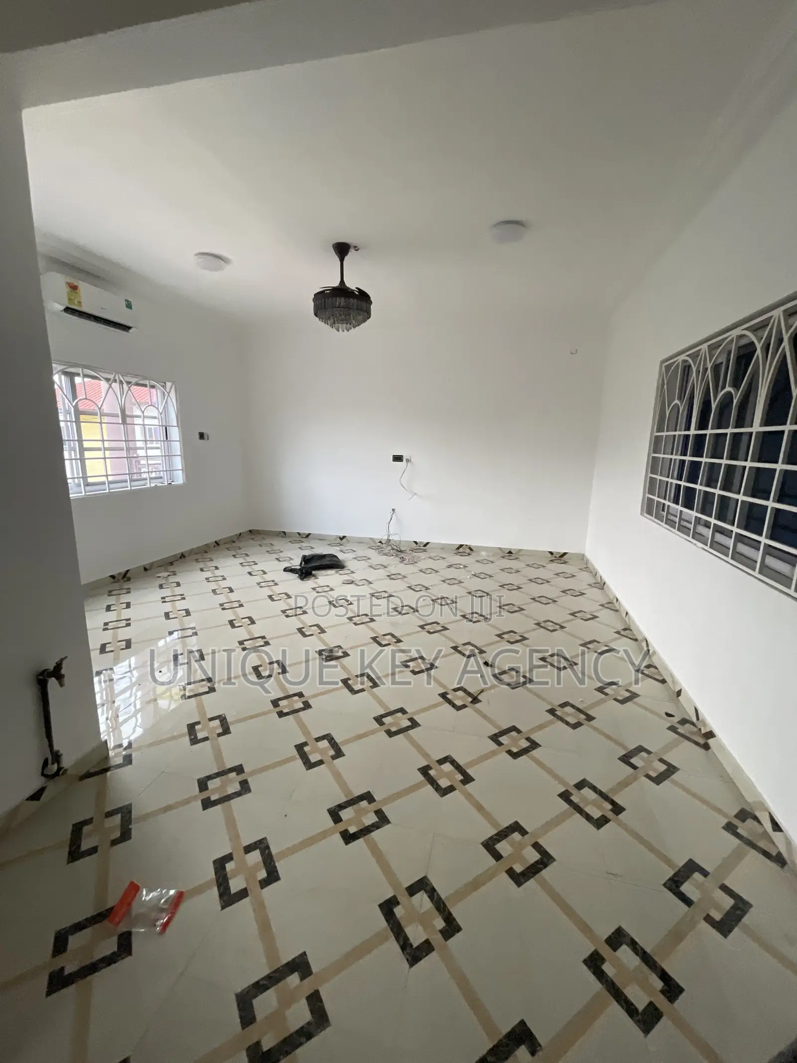1bdrm Apartment in Unique Key Agency, East Legon for rent