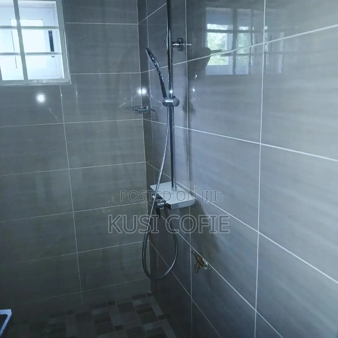 2bdrm Apartment in Papao for rent