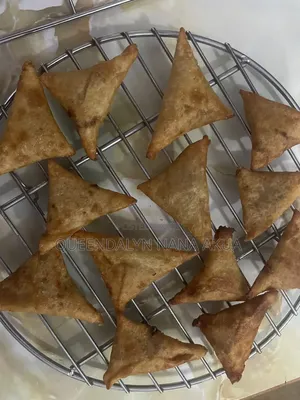 Fresh Spring Rolls and Samosa