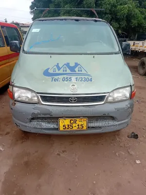Toyota HiAce 2015