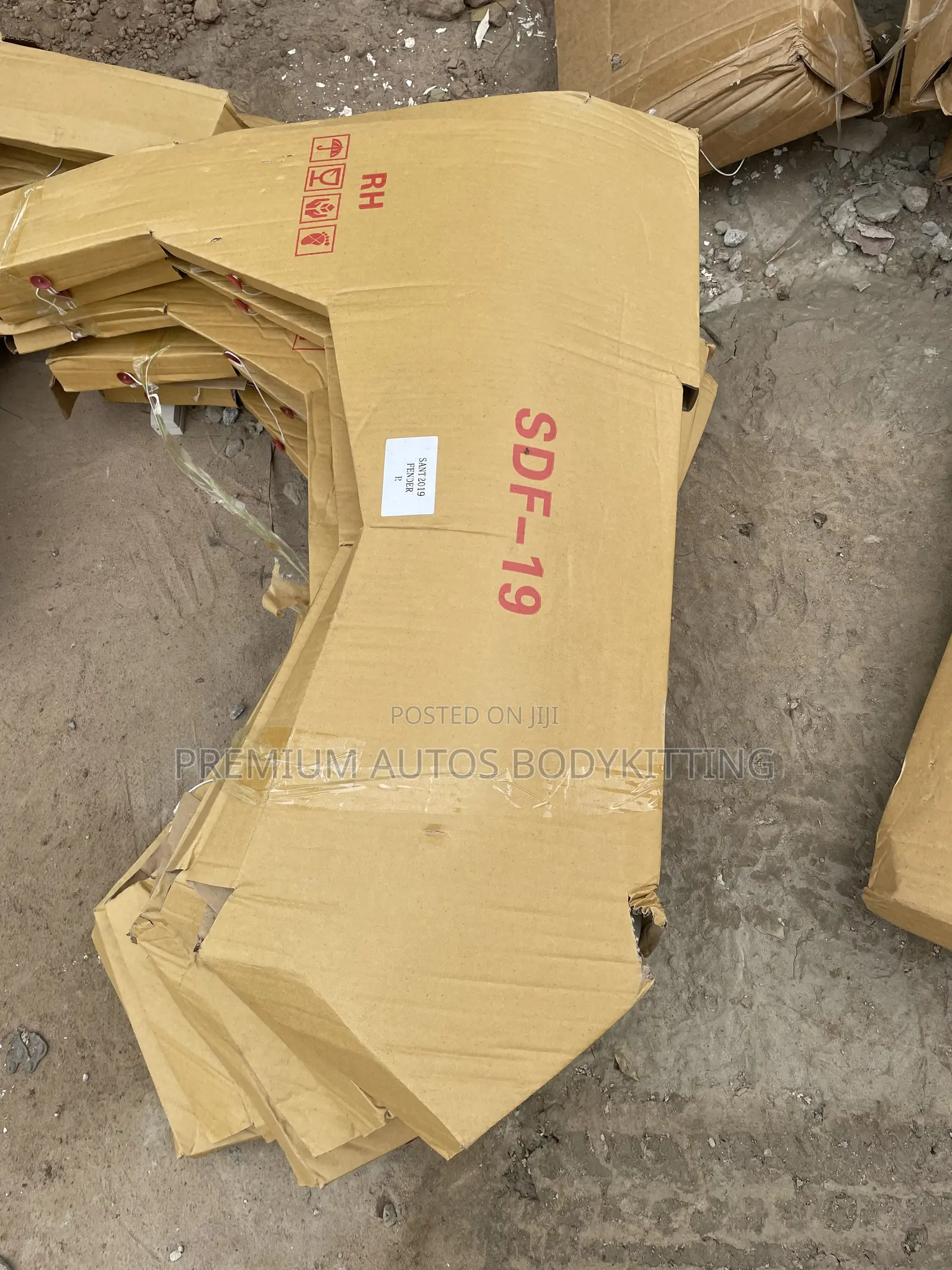 Hyundai Santa Fe 2019 Front Fender | Left/Right Side | Genuine Quality