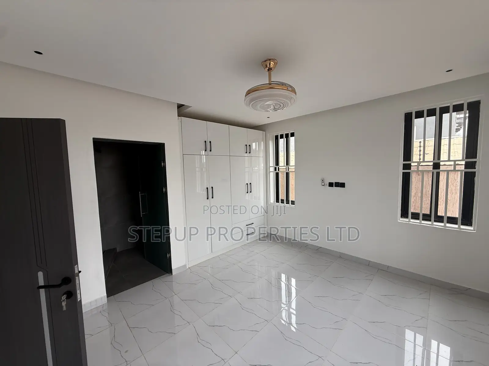 2bdrm Apartment in Adenta, Amrahia for rent