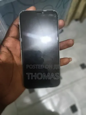 Apple iPhone 11 64 GB Black