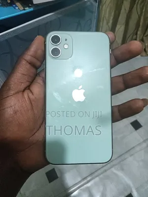 Apple iPhone 11 64 GB Black