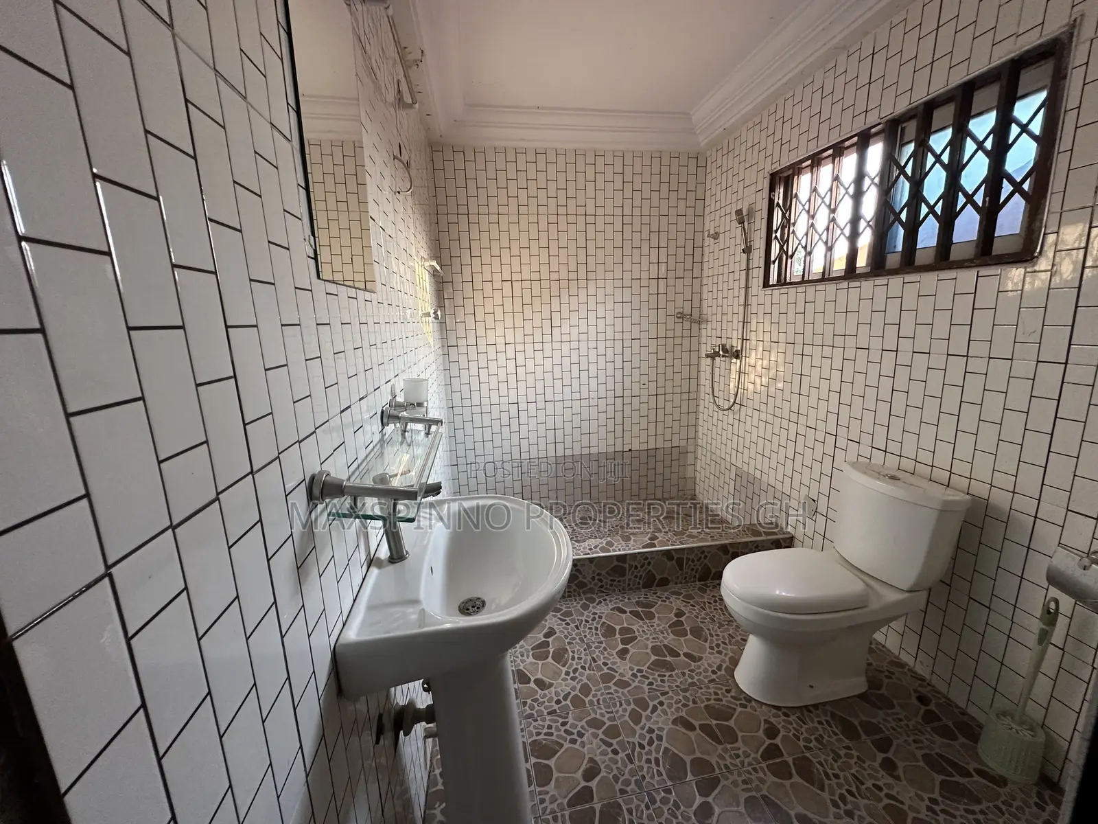 1bdrm Apartment in Maxspinno Properties, American House for rent