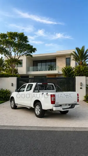 Isuzu D-MAX 2022 White