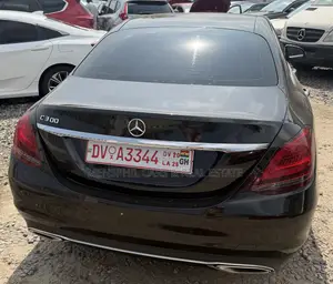 Mercedes-Benz C300 2020 Black
