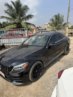 Mercedes-Benz C300 2020 Black